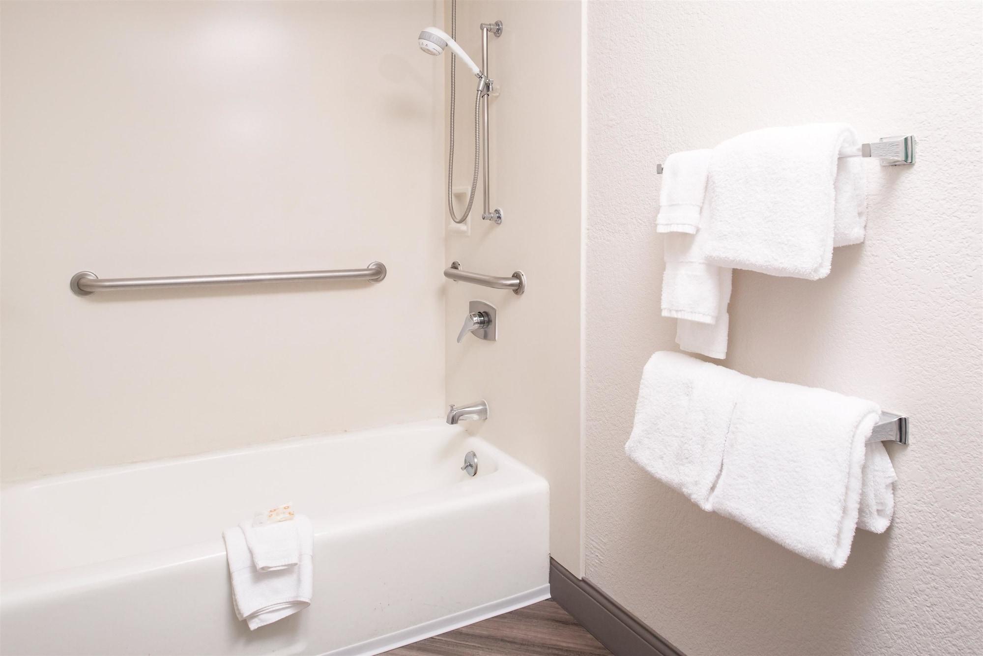 Motel 6-Red Deer, Ab Екстер'єр фото
