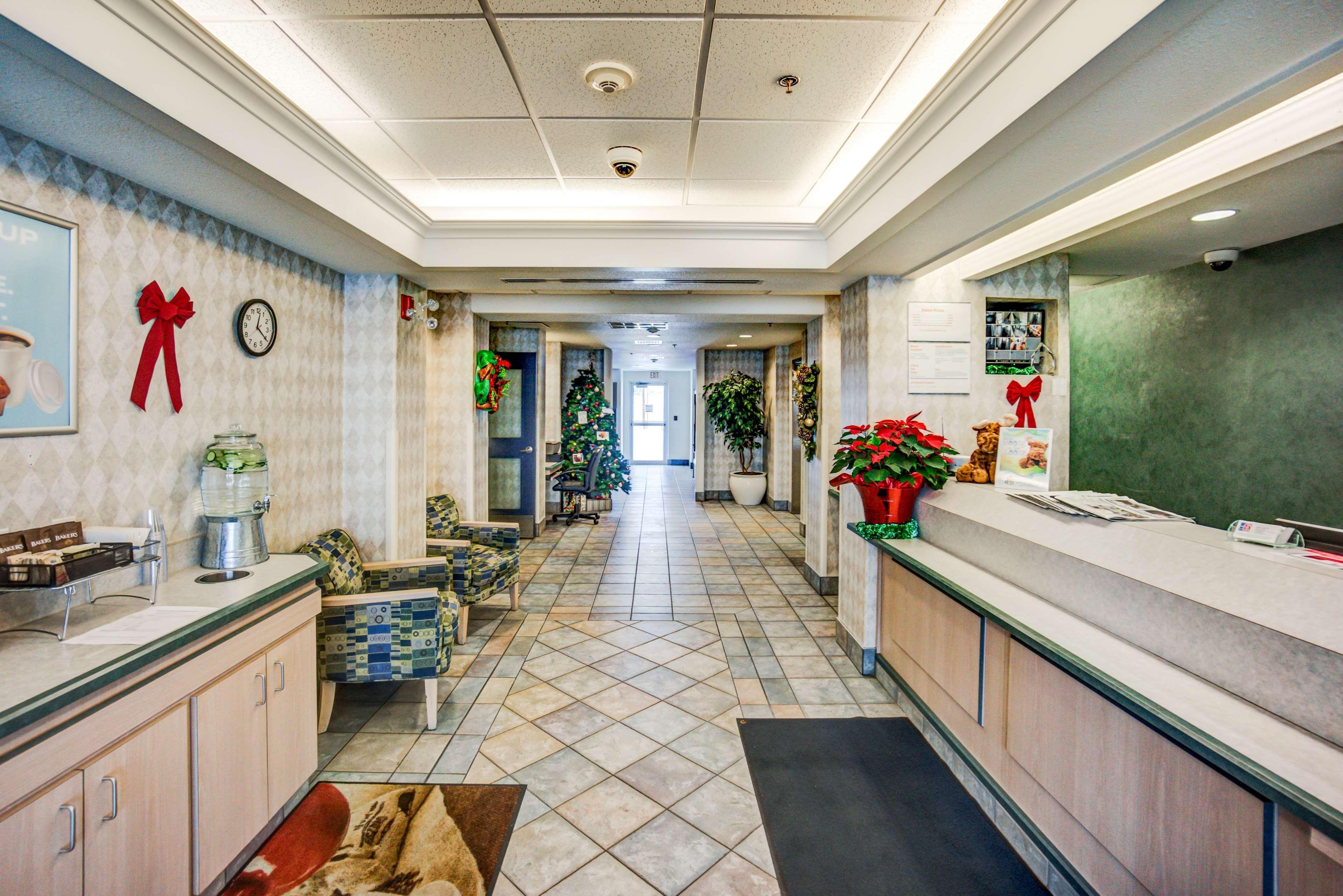 Motel 6-Red Deer, Ab Екстер'єр фото