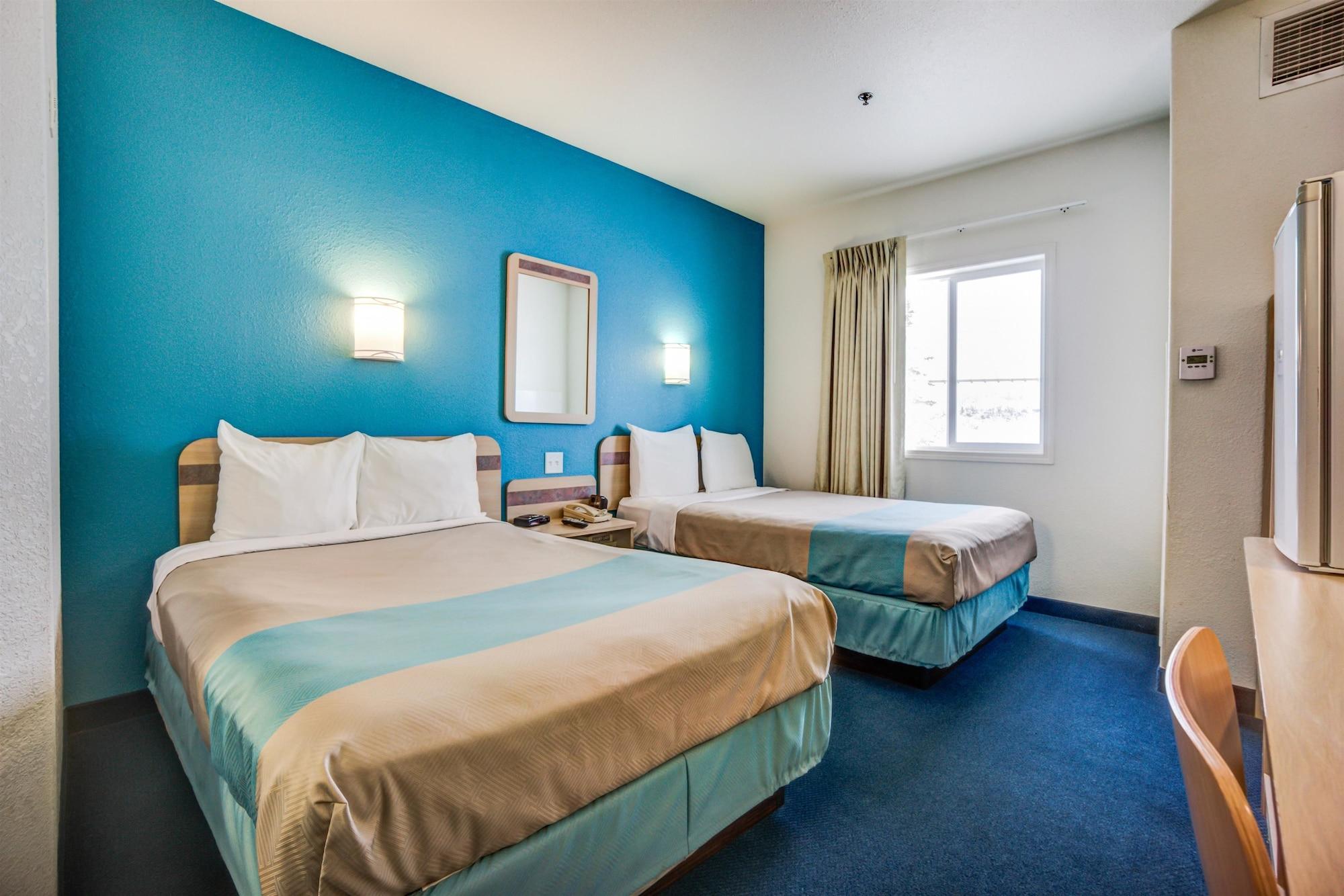 Motel 6-Red Deer, Ab Екстер'єр фото