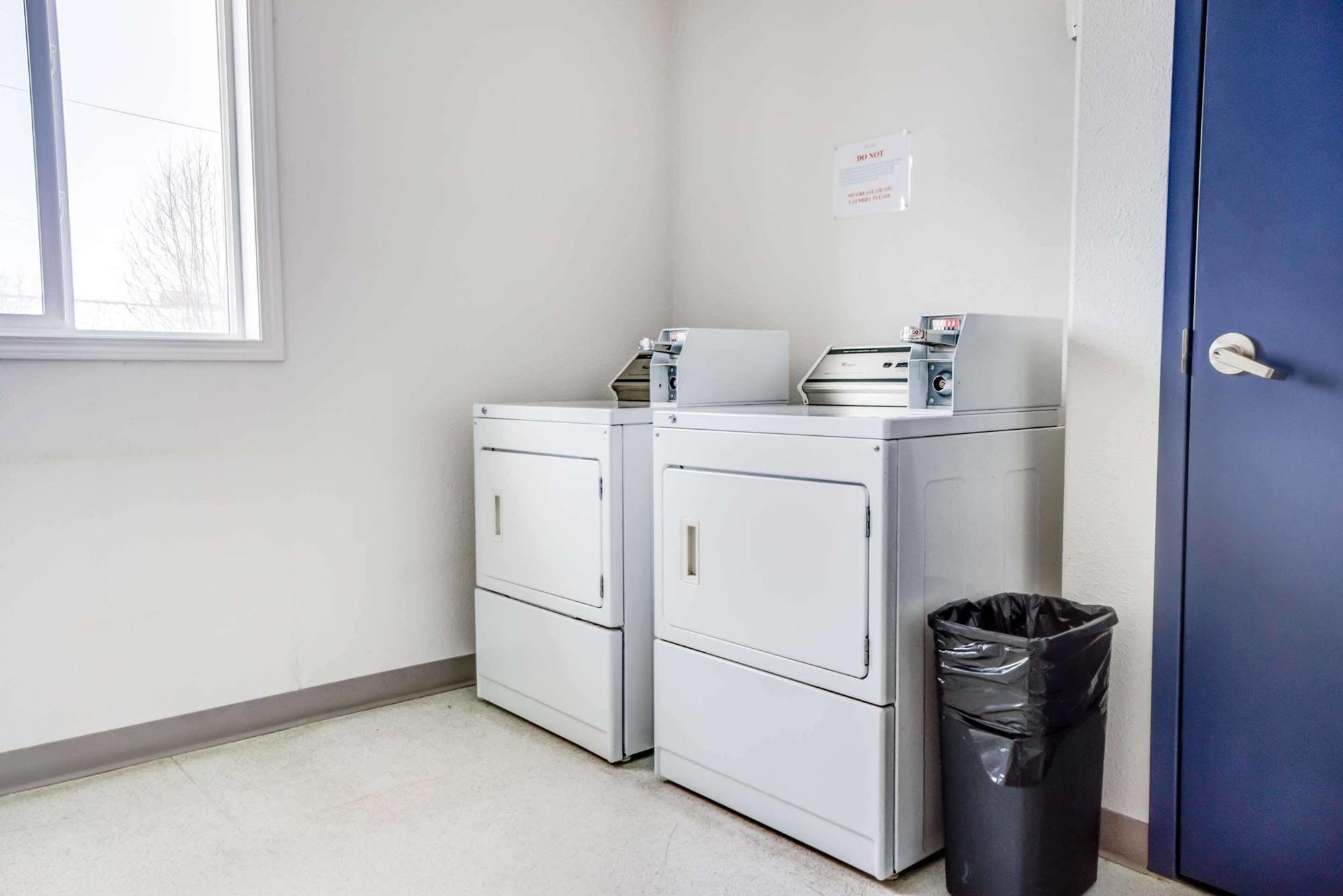 Motel 6-Red Deer, Ab Екстер'єр фото